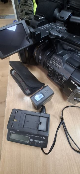 Kamera SONY 4K FDR-AX1