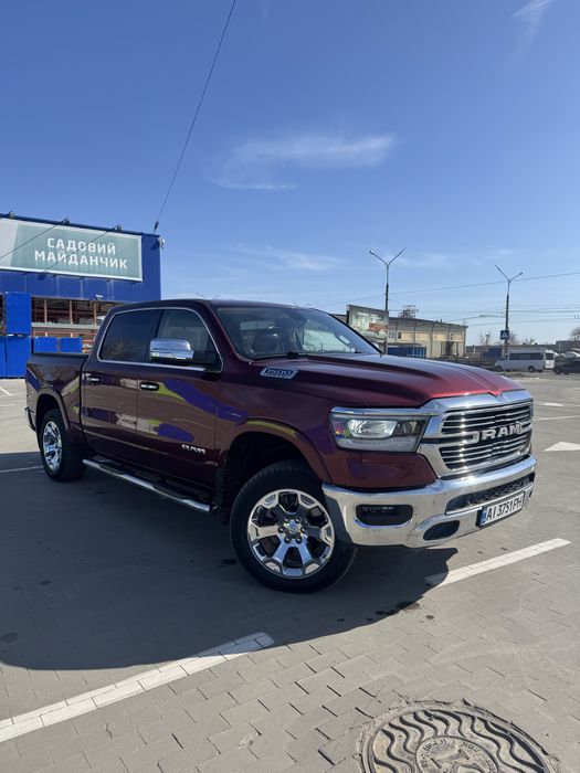 Dodge ram 1500 2020 рік