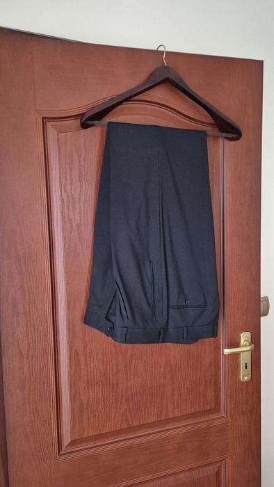 Męski wełniany garnitur Vistula 182/112/98