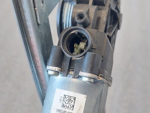 Elevador vidros frente esquerdo CITROËN C3 II (SC_)