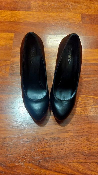 Czarne szpilki 13 cm z koturnem Centro roz 35