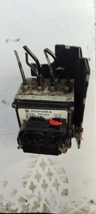 Pompa ABS VW passat b6 skoda superb seat audi