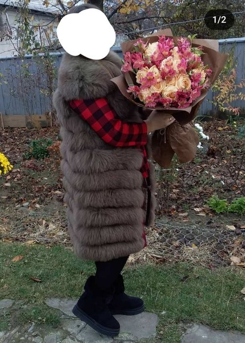 Шуба жіноча на туральна.