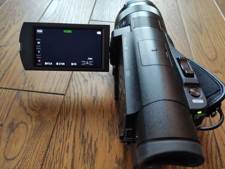 Kamera 4K Sony FDR-AX100E