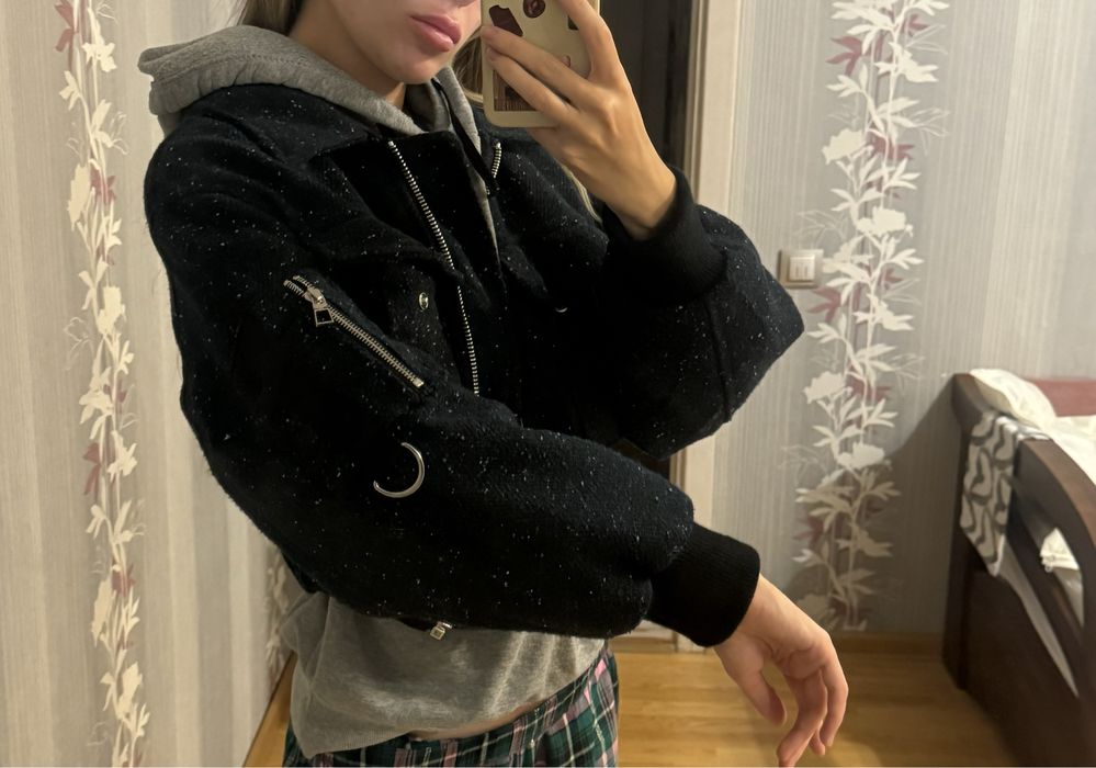 Бомпер Bershka темно синій