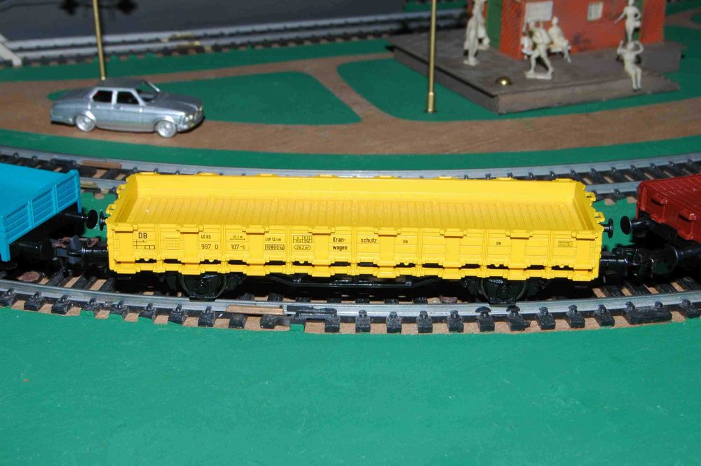 Vagão gôndola amarelo ROCO HO