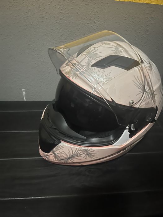 Capacete LS2 cor de rosa XS
