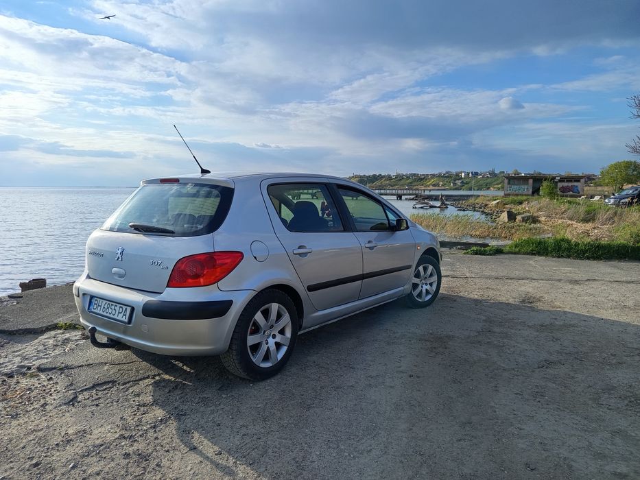 Продам Пежо 307.   2 л HDI
