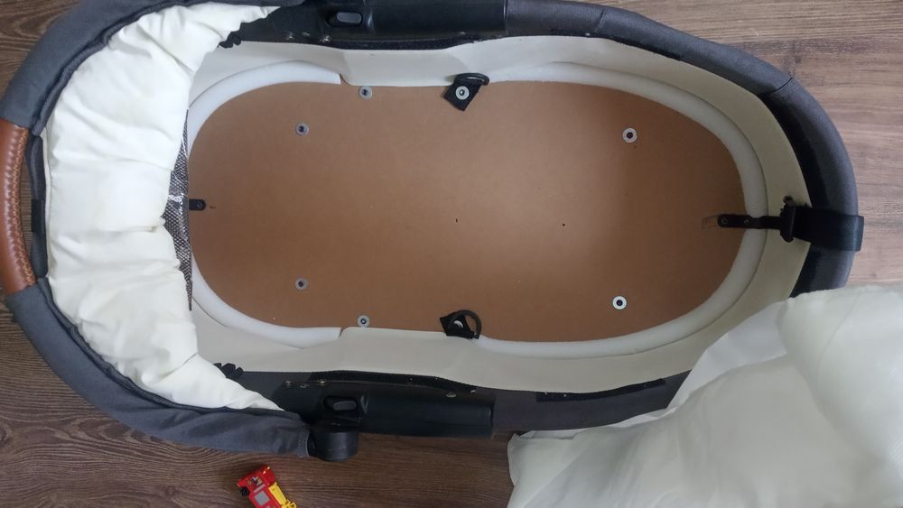 Люлька mutsy+ чохли на прогулку