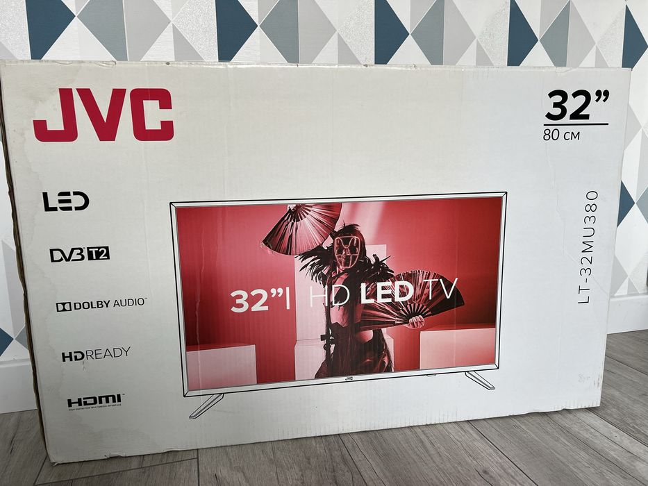 Телевізор JVC HD LED