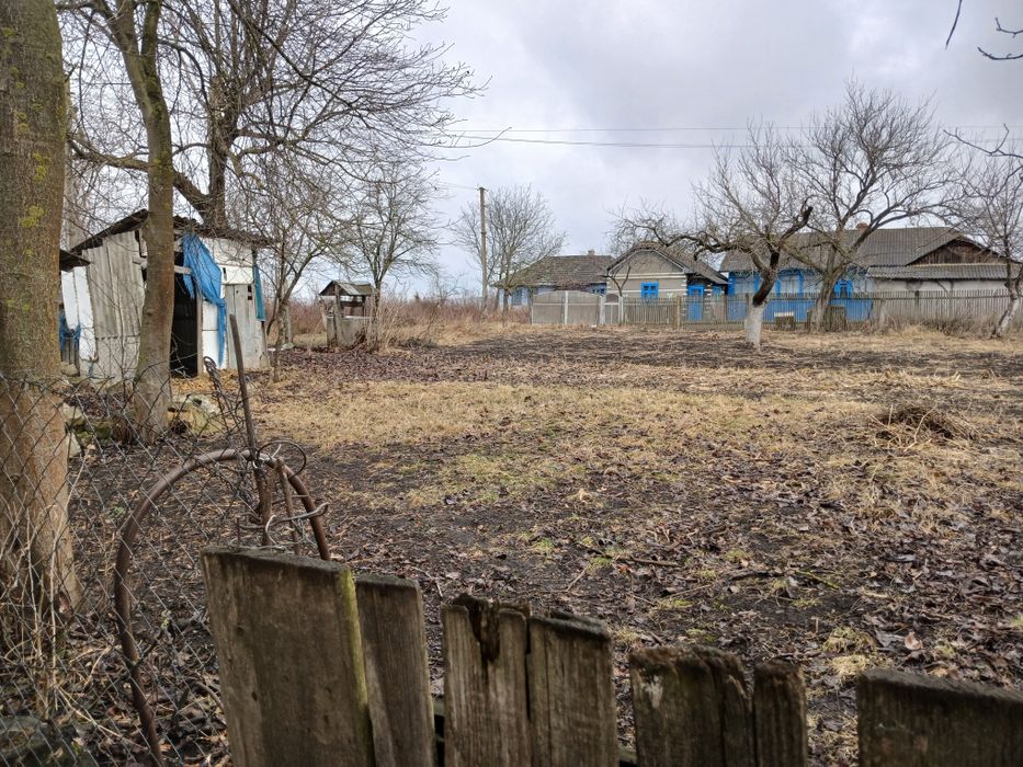Будинки  в гарному стані можливо під дачу  , ціна договірна