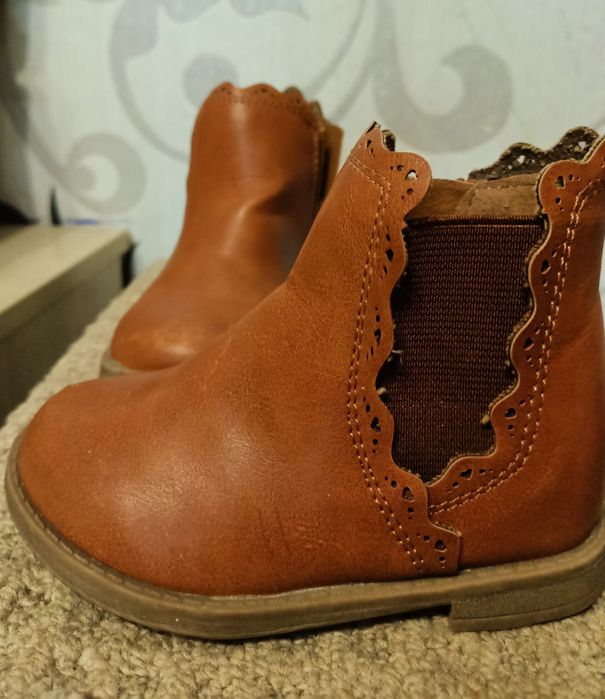 Ботиночки на осень для малышки