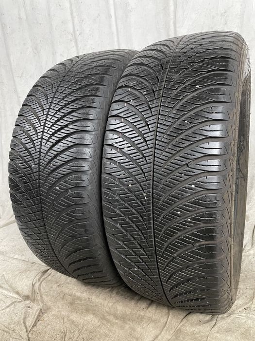 235/55R17 103V Goodyear Vector4Seasons Gen-2
