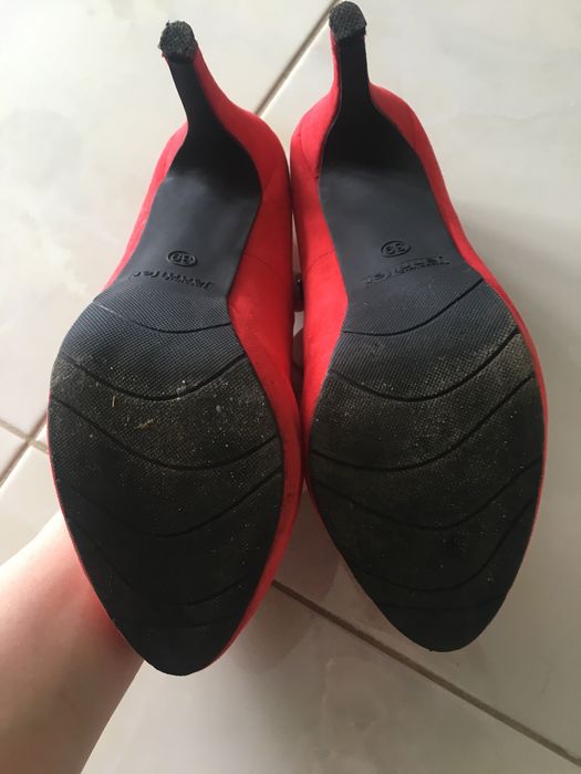 Szpilki, pantofle, stan idealny rozmiar 39