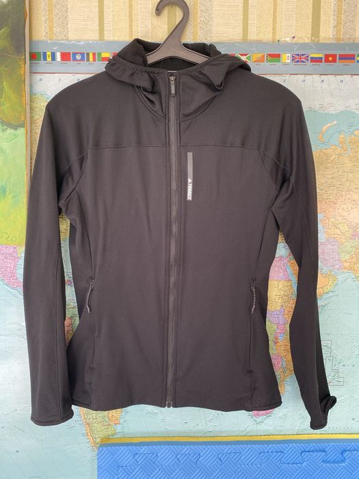 Костюм adidas кофтина 44 і лосини xs 42