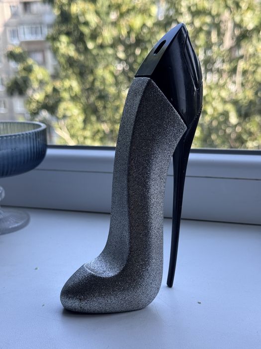 Туалетная вода Carolina Herrera Good Girl Superstar.