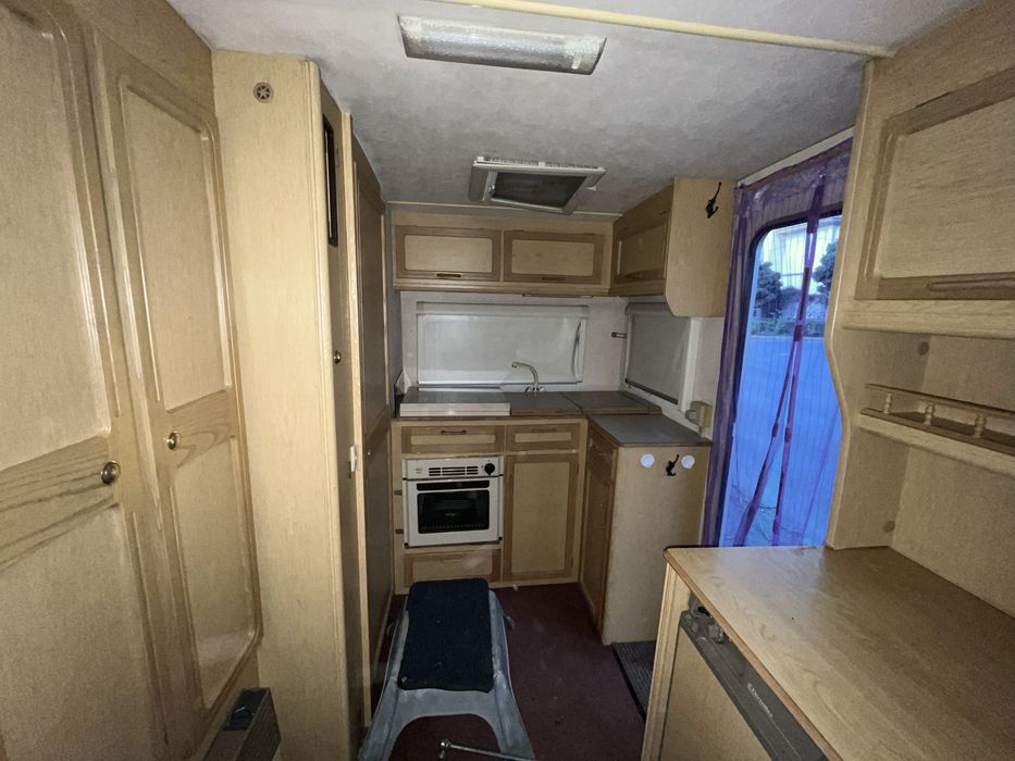 Продам кемпинг ,все функиционалы рабочие