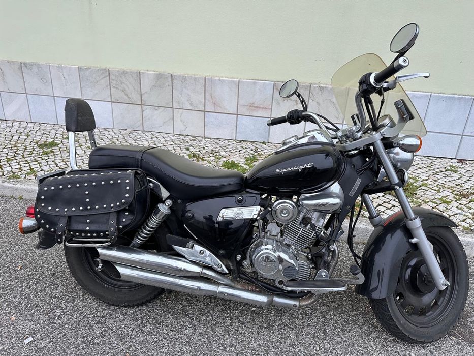 Keeway Superlight 125 — 2016 — 14.000 km