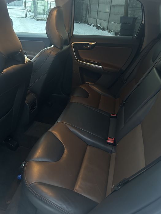 Volvo XC60 D3 150 KM Summum