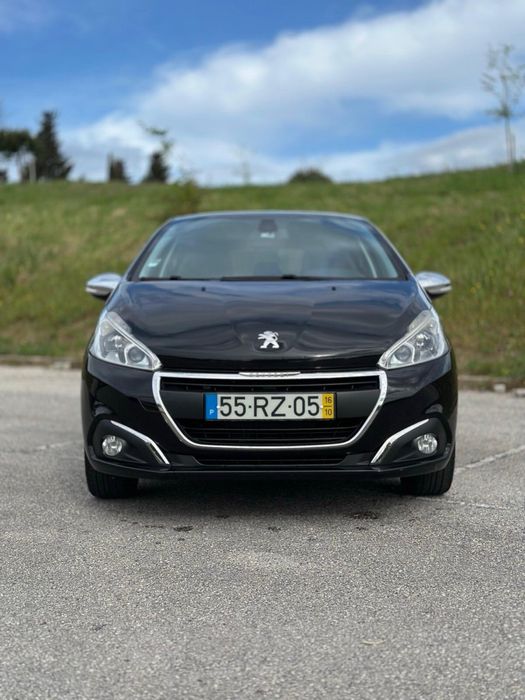 Peugeot 208 — fotografia 9