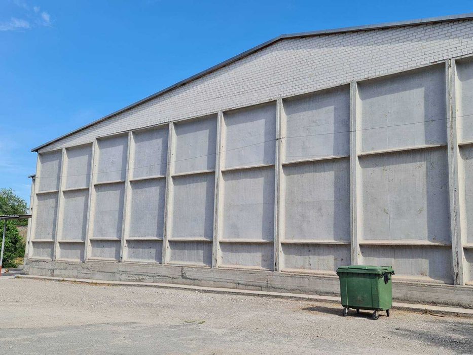 Сдам в аренду складские помещения от 100-4000 кв.м в новом здании