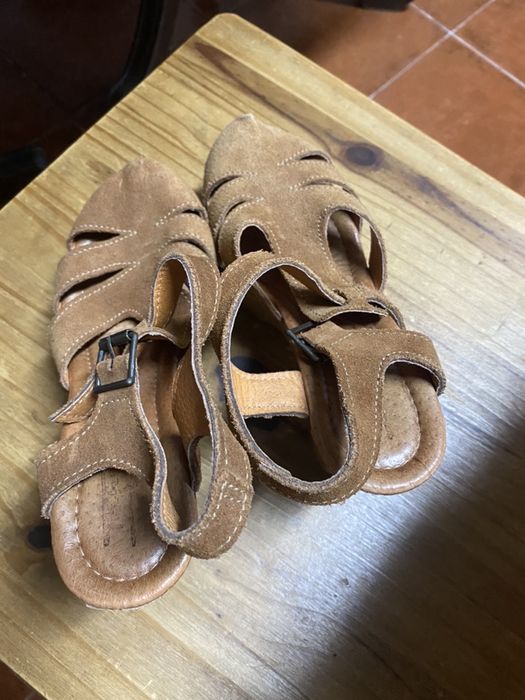 Sandálias Tapadas
