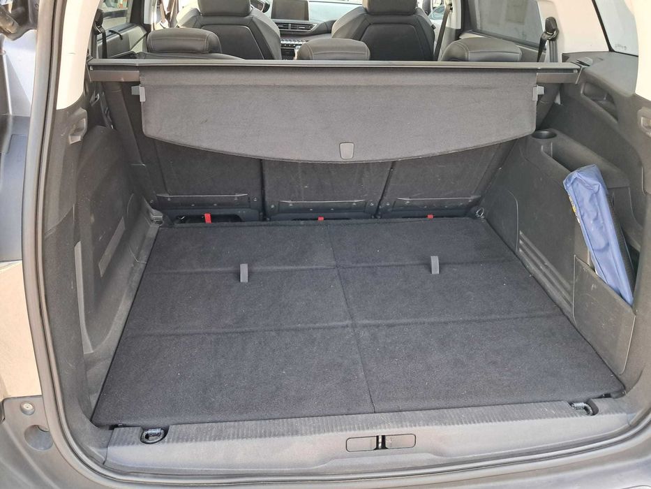 peugueot 5008 gt -line  2019