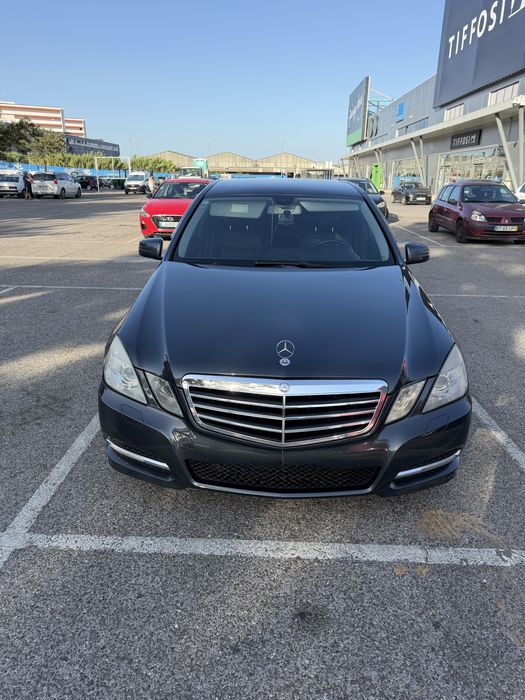 Mercedes benz E220 Avantgard Blue tec