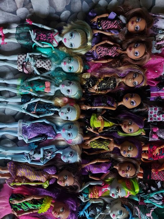 Монстер хай разные