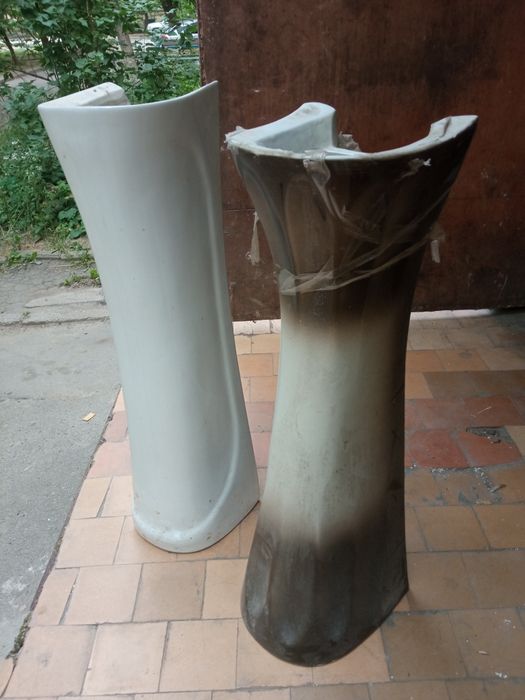 Подставка под умывальник Тюльпан.