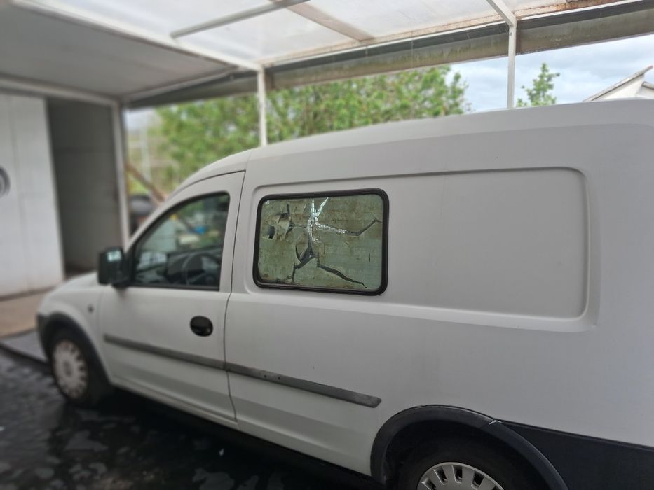 Opel Combo, motor 1.7 isuzu, bom estado geral