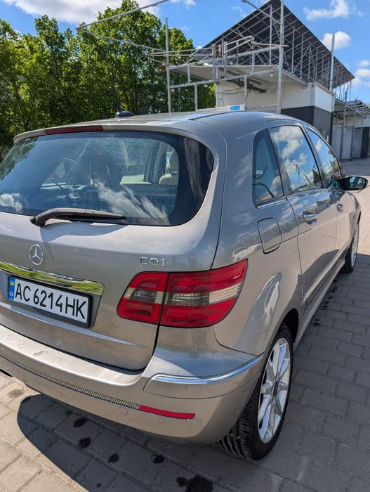 Mercedes-Benz B200, 2.0 дизель 2008 рік випуску
