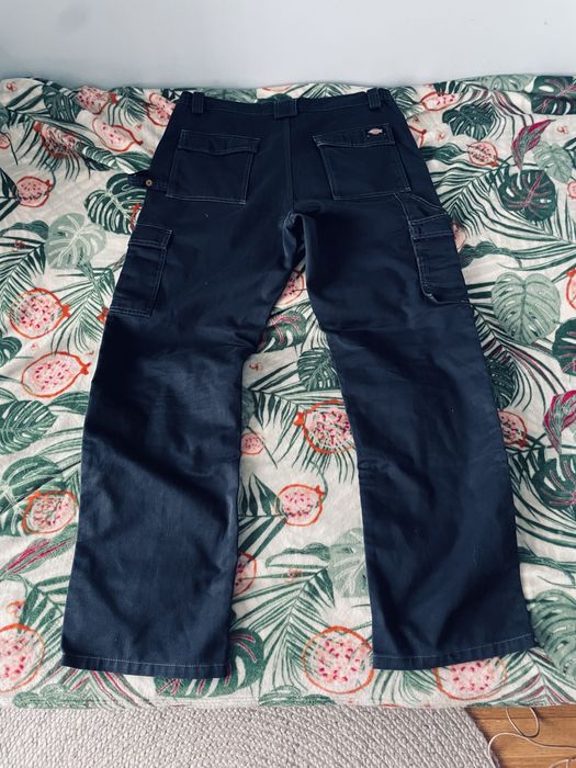 Dickies oraz H&M . 2 pary spodni. Uzywane. Meskie rozmiar 36.