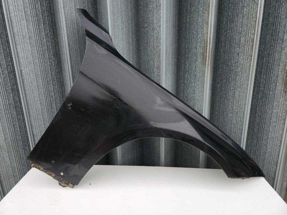 Guarda lamas direito BMW Serie 3 F30 F31 (2011.-2018.) Original