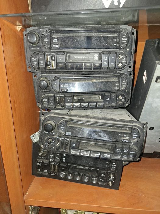 Radio Dodge Grand Caravan/ Chryste Voyager