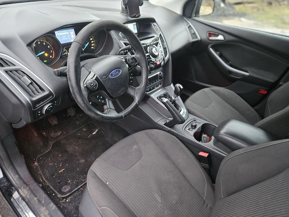 Ford Focus 5d hb 1.6 benzyna xenon zobacz 10777 zl