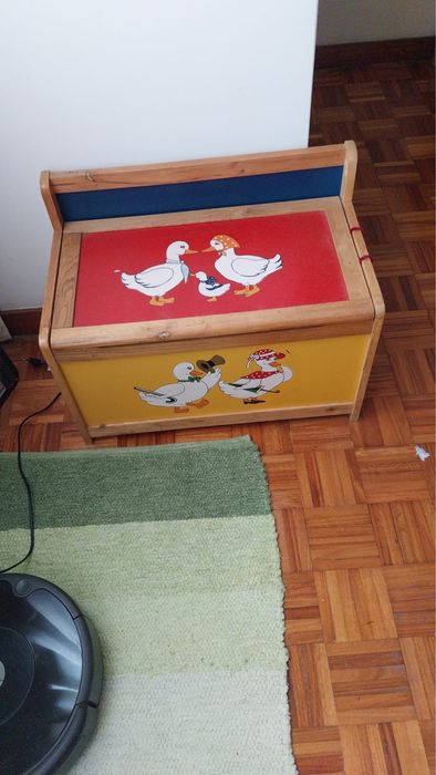 Arca de madeira criança