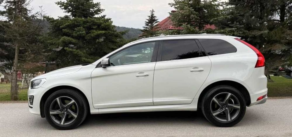 Продам Volvo XC60 2012 року 2.4 дизель