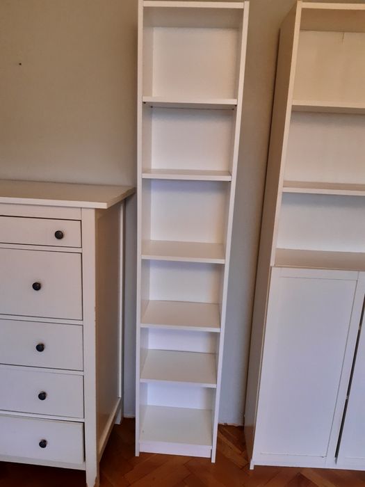 Regał Billy IKEA, biblioteczka z półkami, biały