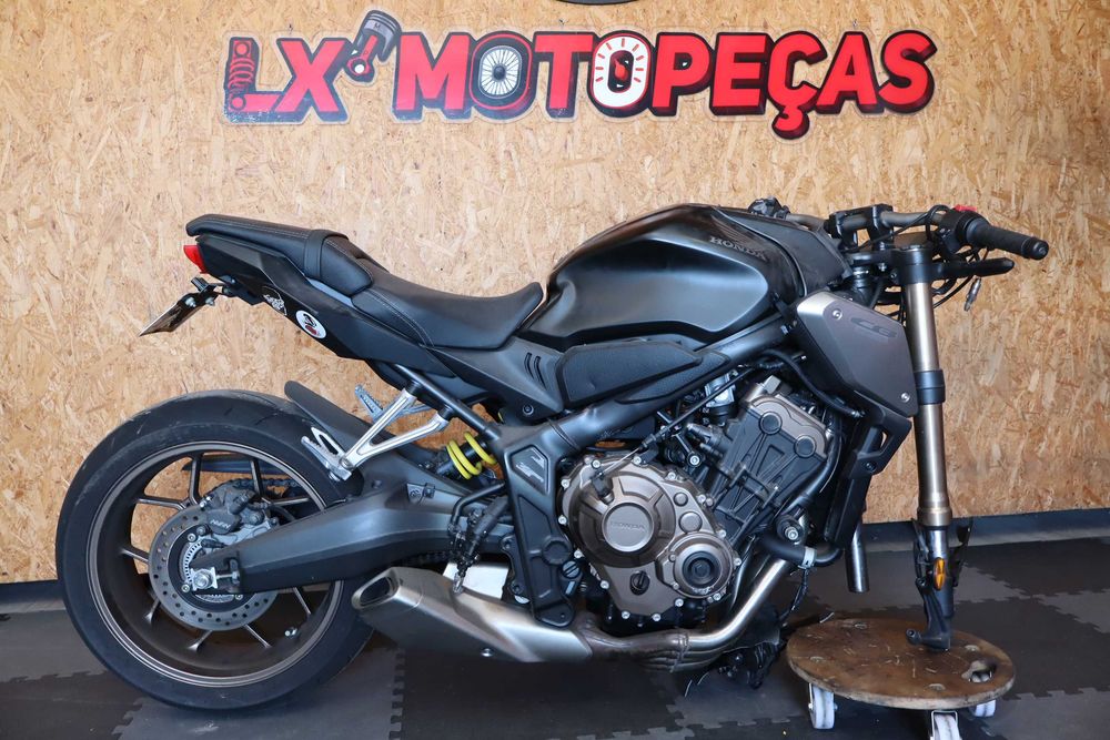 Honda CB650R 2021 para peças