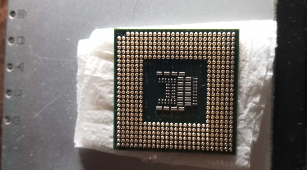 Процессор Intel Celeron 900 2.2 GHz 2.2/1M/800