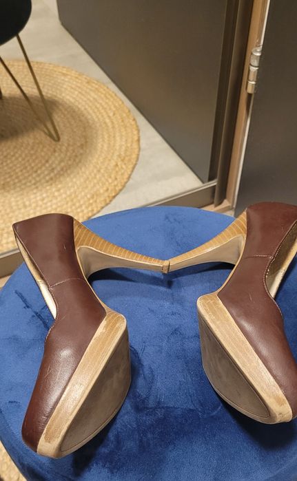 Eleganckie szpilki Mossimo brązowe rozmiar 39