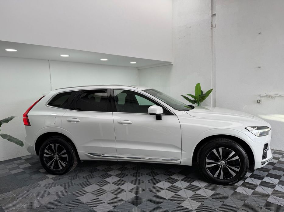 Volvo XC 60 2.0 T6 PHEV Inscription Expression AWD