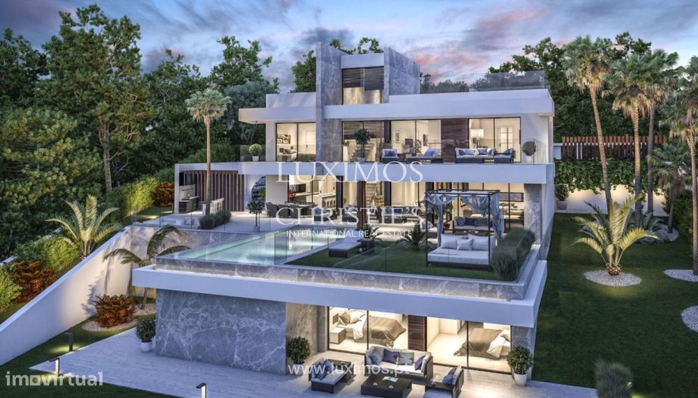 Moradia de luxo V4 com piscina, à venda em Tavira, Algarve