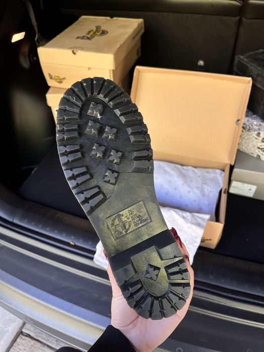 Шкіряні черевики Dr.Martens