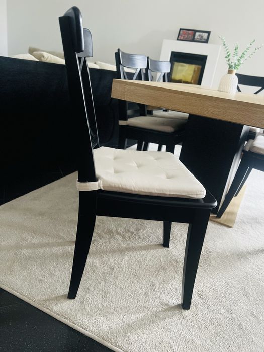 Cadeiras Ingolf pretas