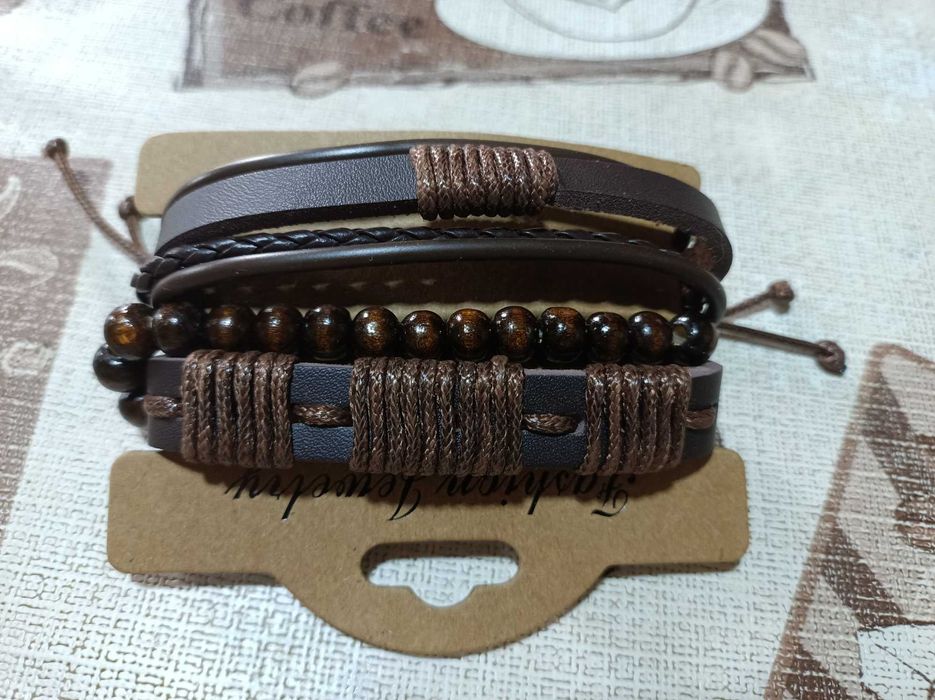 Кожанный браслет.