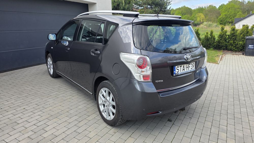 Toyota Verso 1.8 150KM 2009