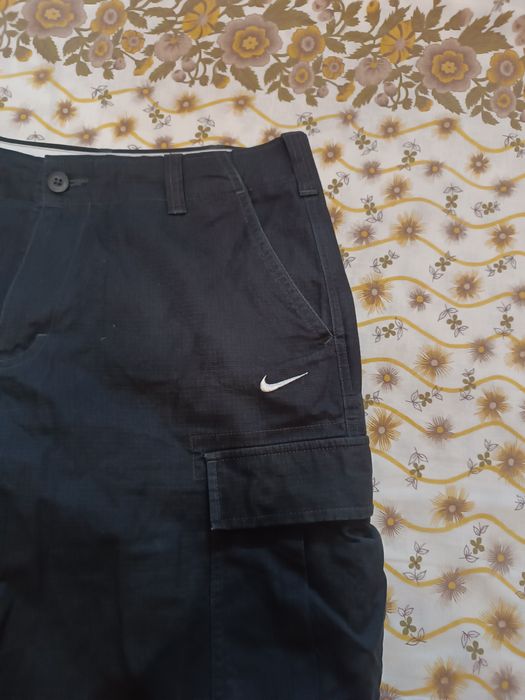 Продам мужские шеи Таны Nike cargo