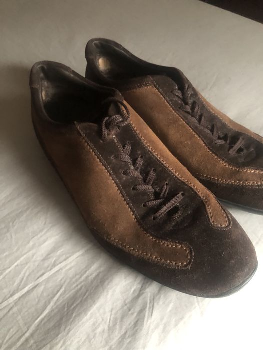 Tênis feminino Tod's Itália castanho, camurça